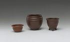 A Set of Small Pot (three Pieces） by 
																	 Xu Hantang